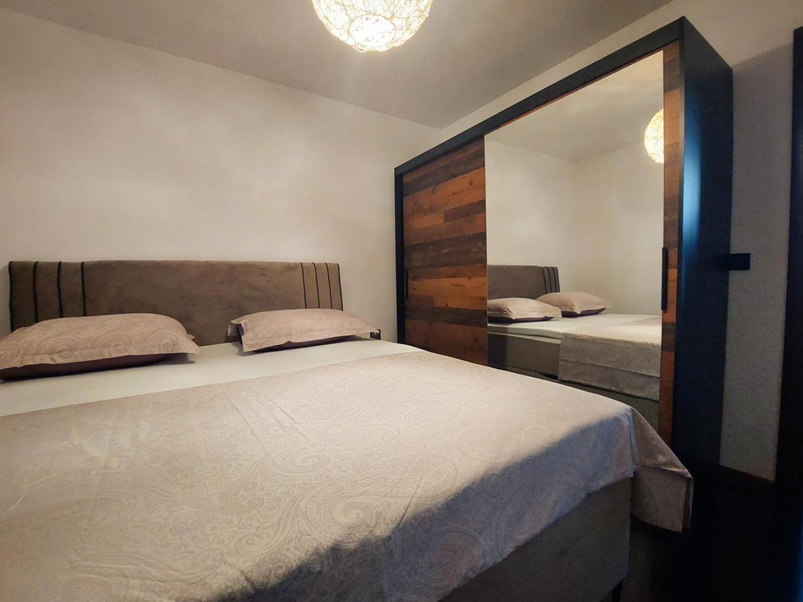 Apartments Onyx 시사크 외부 사진